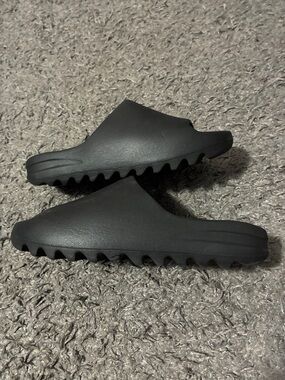 Black Yeezy slides
